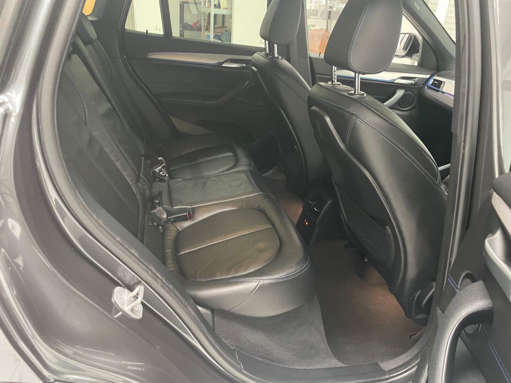 2021 BMW X1