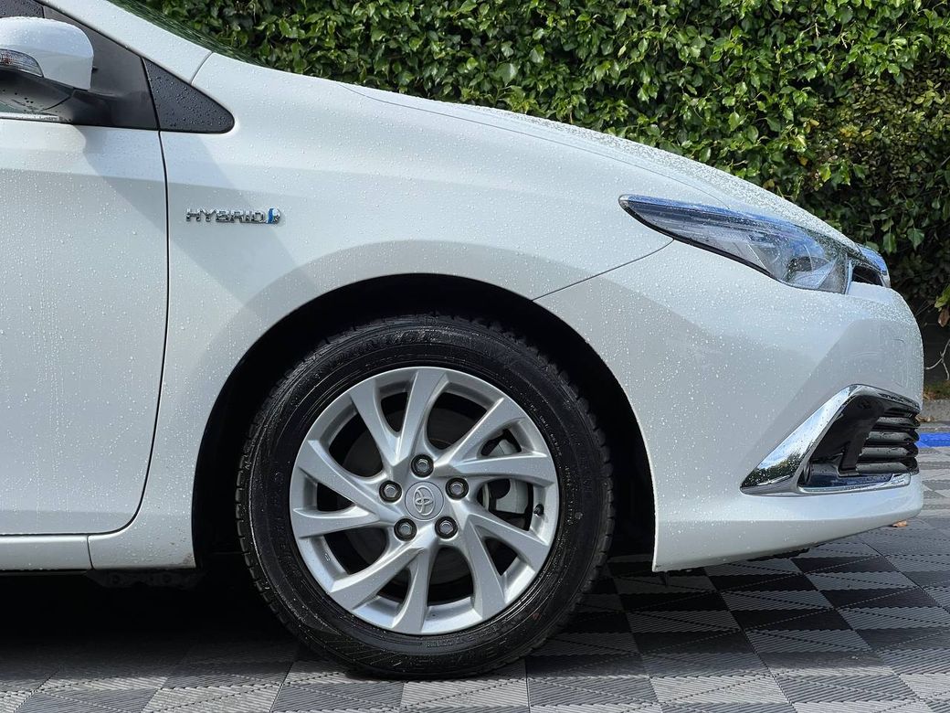2017 Toyota Auris