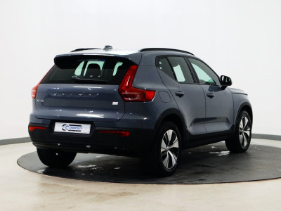 2023 Volvo XC40