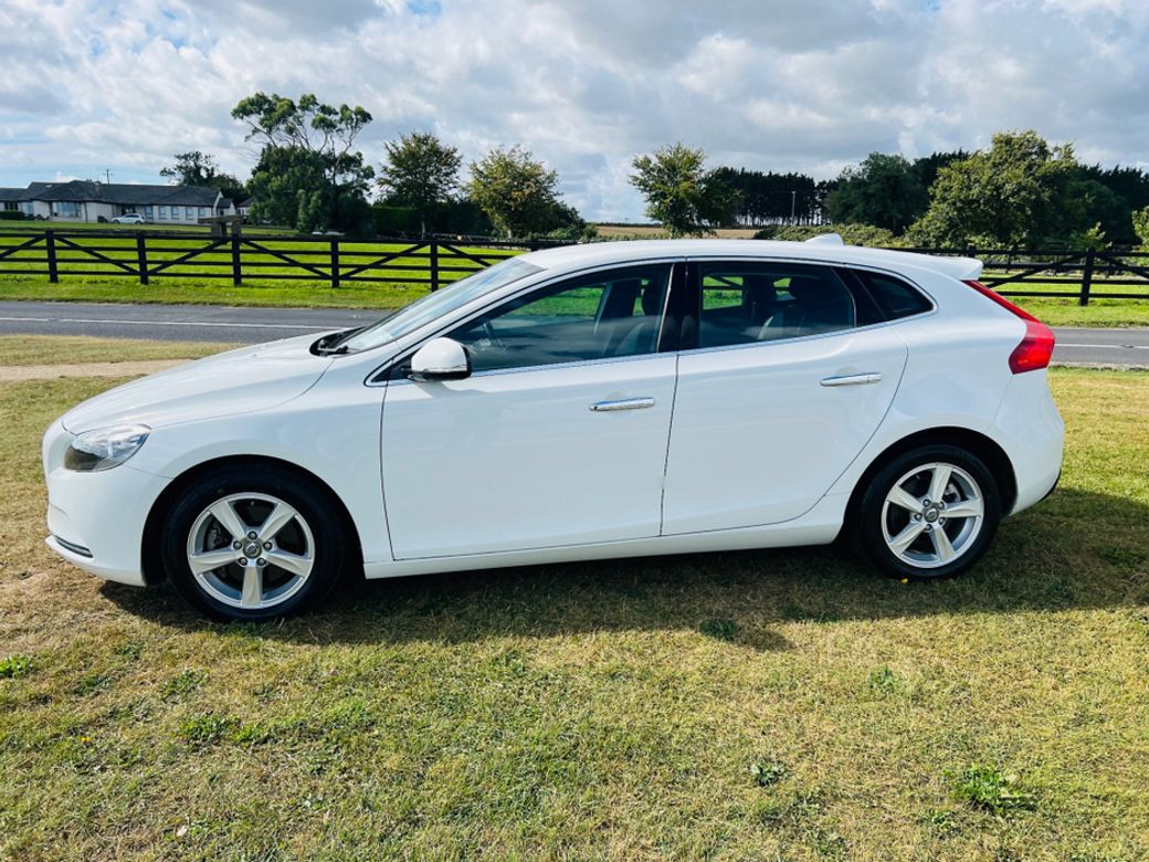 2014 Volvo V40