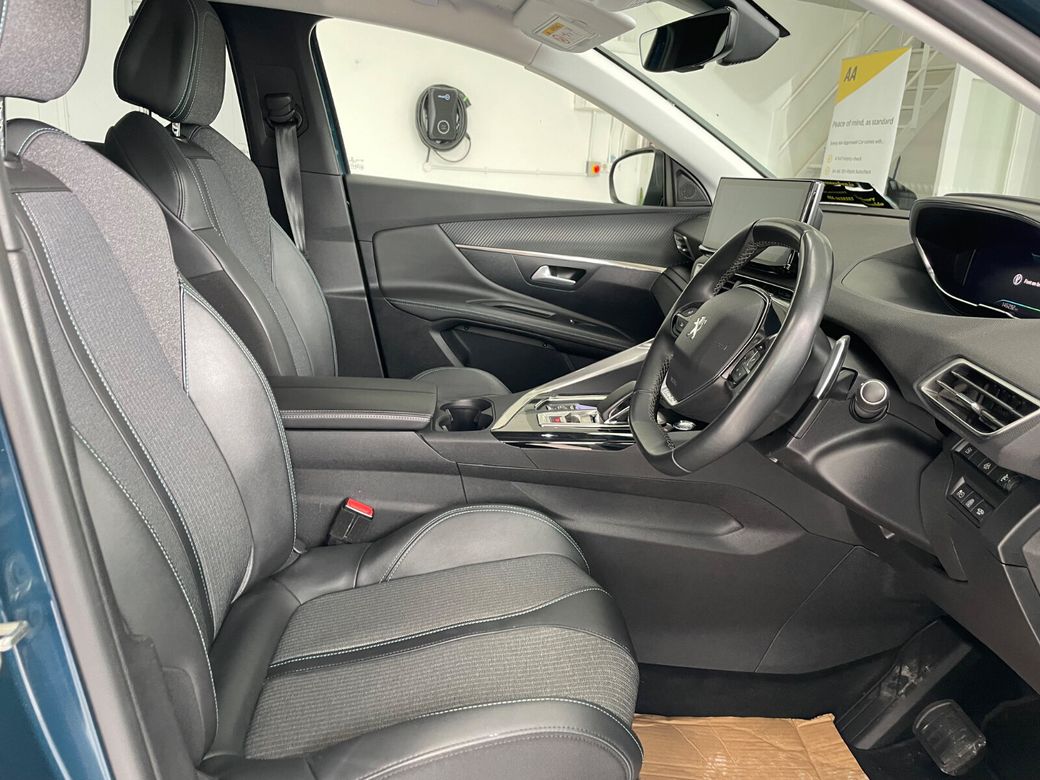 2021 Peugeot 3008