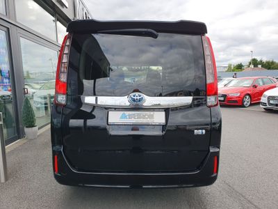 2014 Toyota Noah