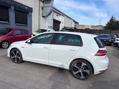 2016 Volkswagen Golf