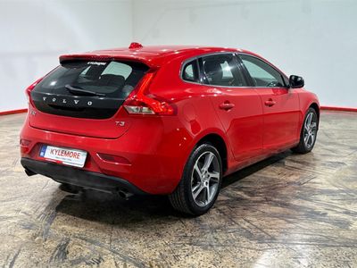 2019 Volvo V40
