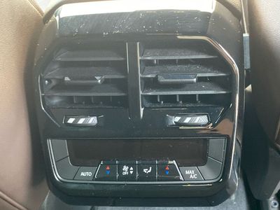 2024 BMW iX