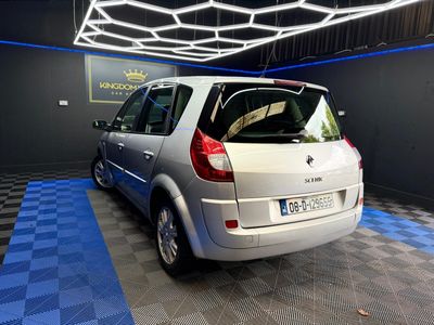 2008 Renault Scenic