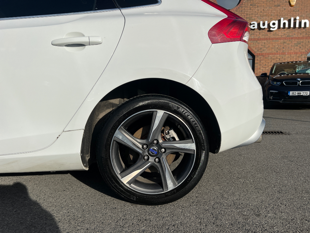 2016 Volvo V40