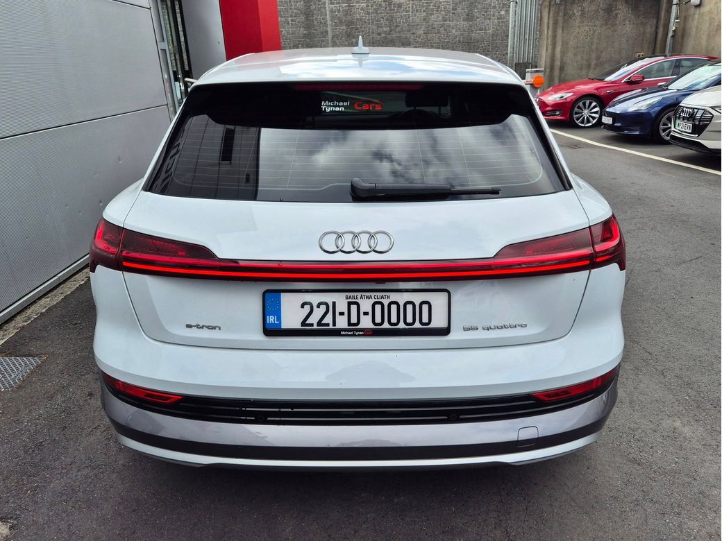 2022 Audi e-tron
