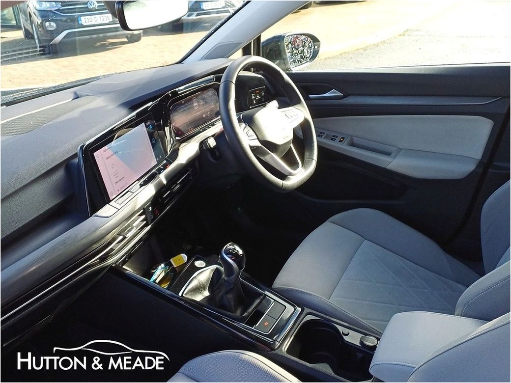 2024 Volkswagen Golf