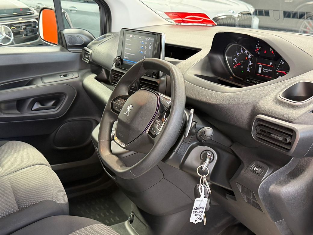 2021 Peugeot Partner