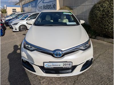 2016 Toyota Auris