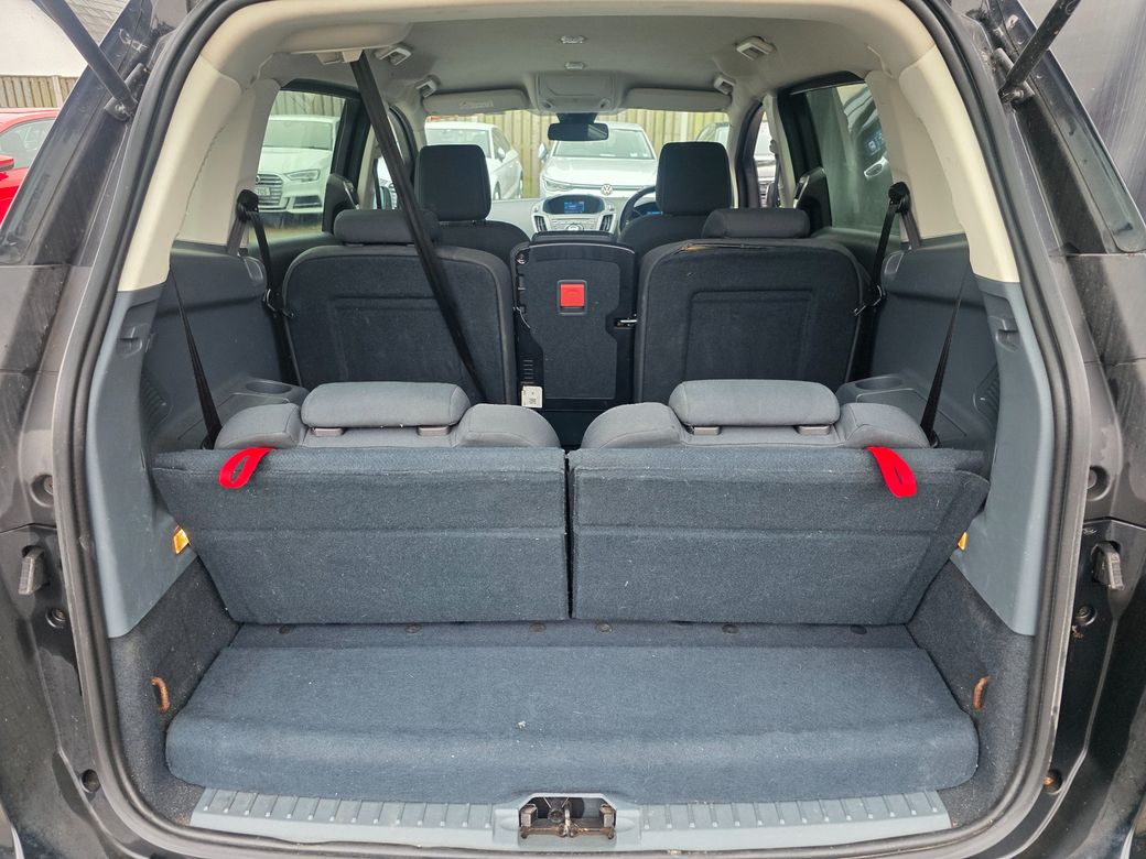 2015 Ford Grand C-Max
