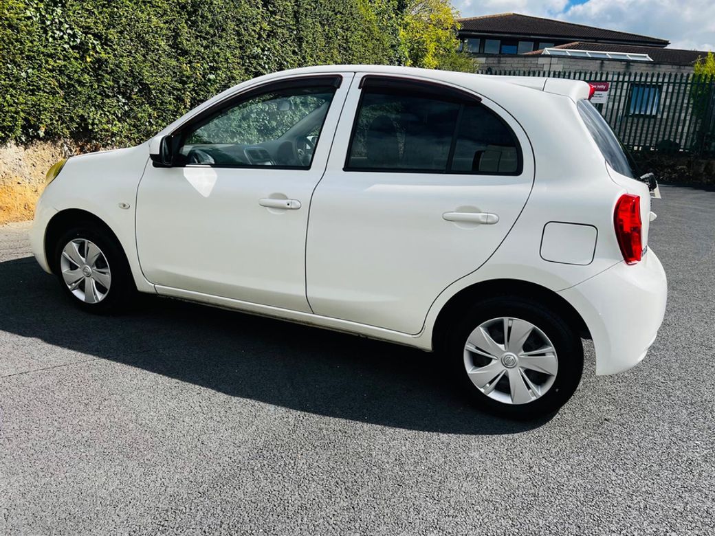 2017 Nissan March