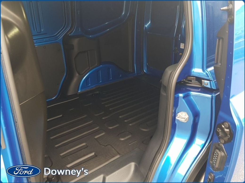 2024 Ford Transit Courier
