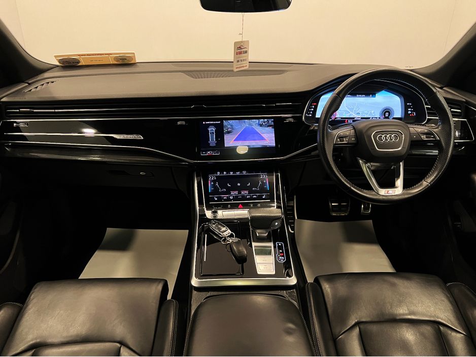 2018 Audi Q8