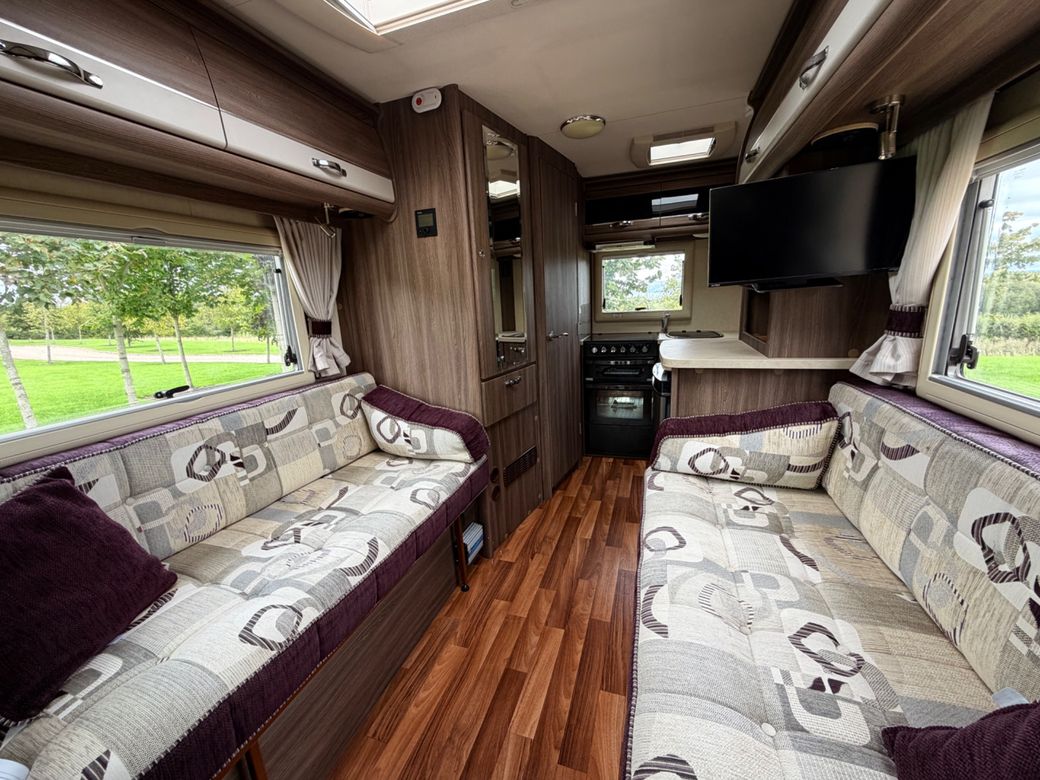 2015 AUTOSLEEPERS NUEVO LOW PROFILE R.H.D MANUAL