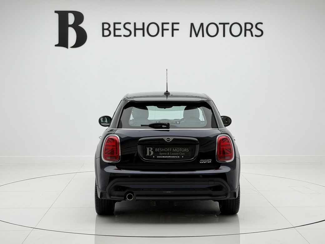 2022 Mini Hatch