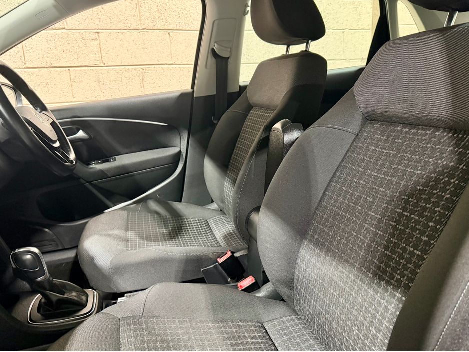 2017 Volkswagen Polo