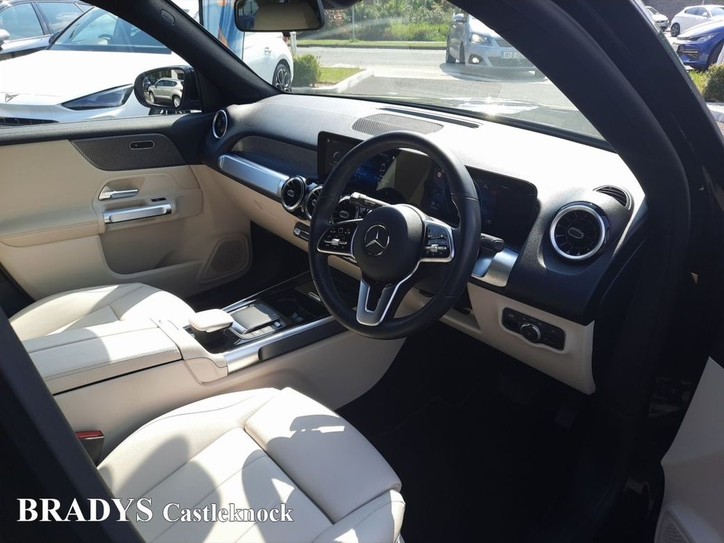 2023 Mercedes-Benz GLB Class