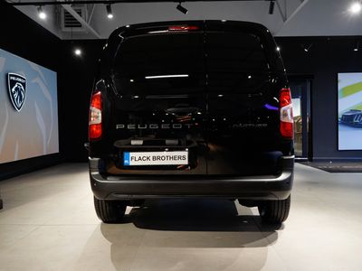 2025 Peugeot Partner