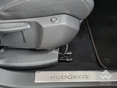 2023 Peugeot 5008
