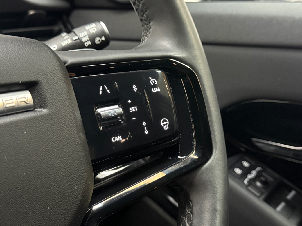 2024 Land Rover Range Rover Evoque