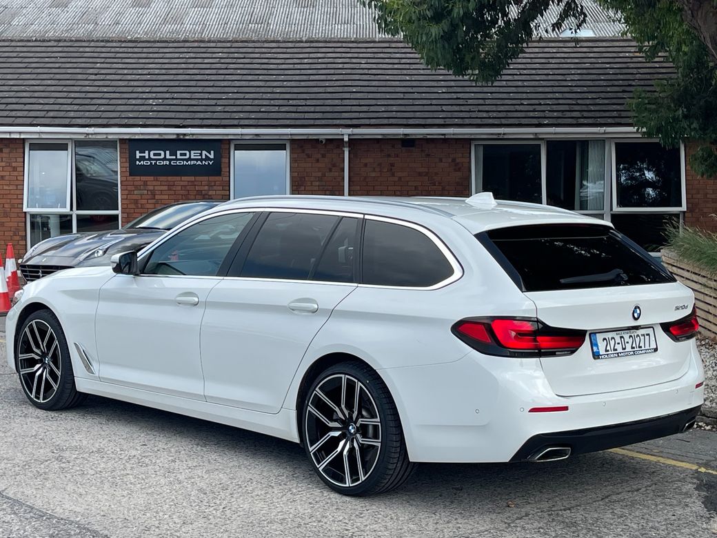 2021 BMW 5 Series