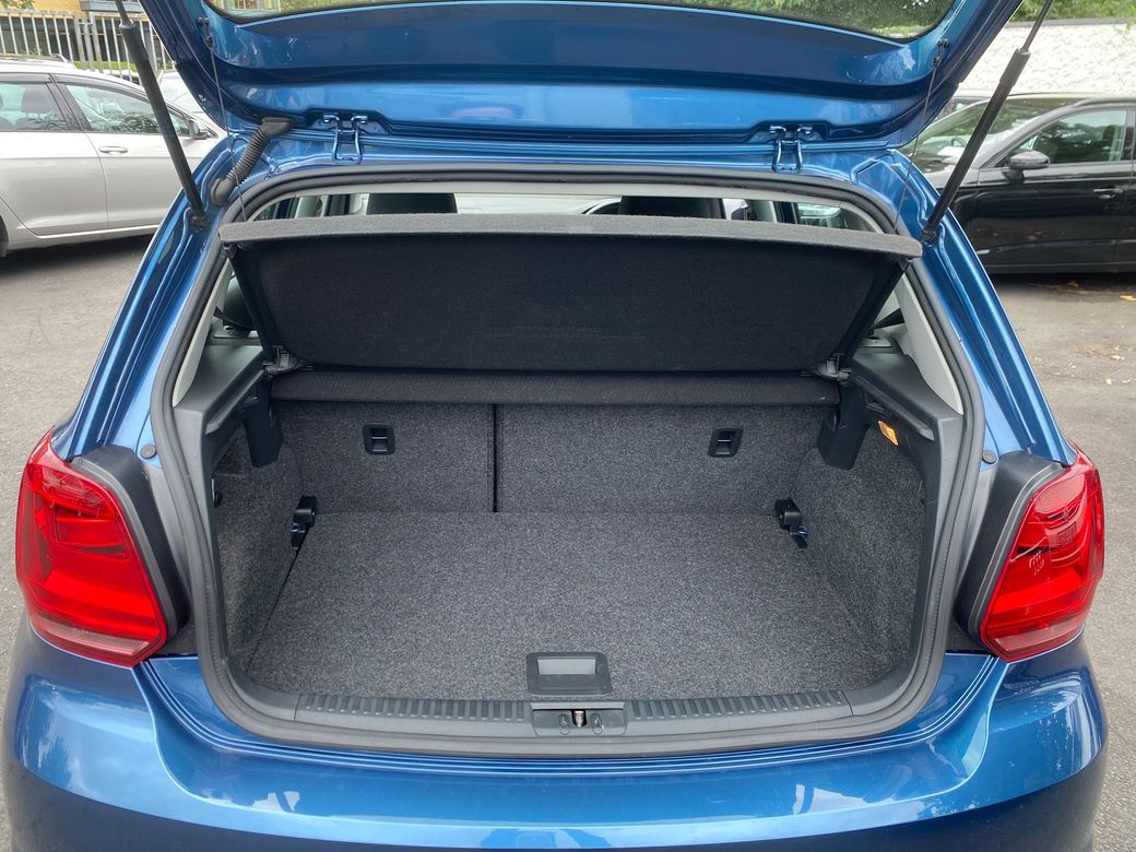 2017 Volkswagen Polo