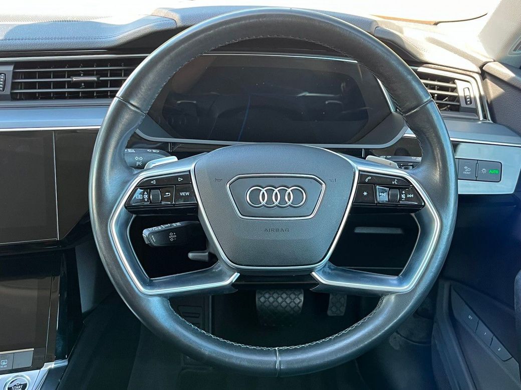 2022 Audi e-tron