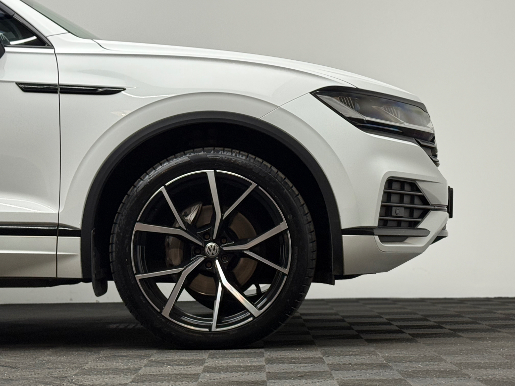 2019 Volkswagen Touareg
