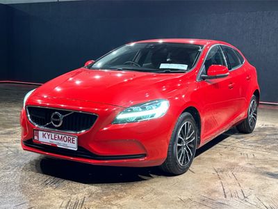 2020 Volvo V40