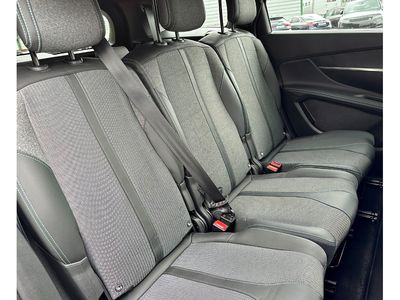 2024 Peugeot 5008