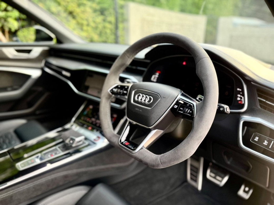 2021 Audi RS6