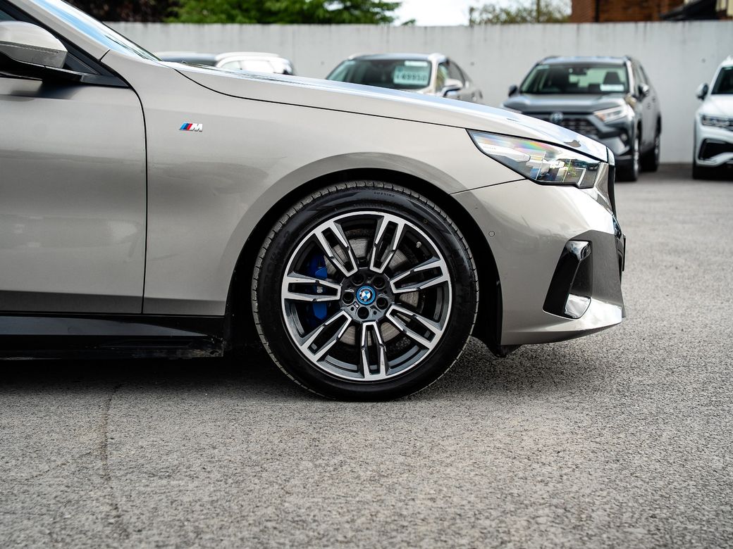 2024 BMW 5 Series