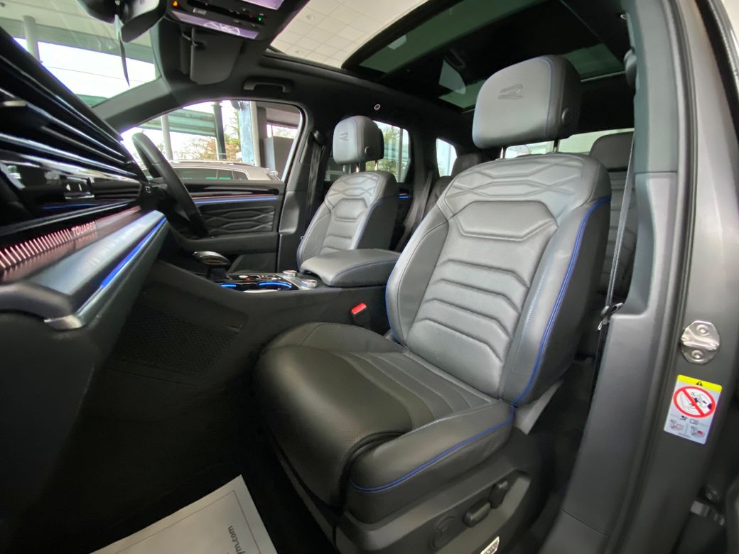 2024 Volkswagen Touareg