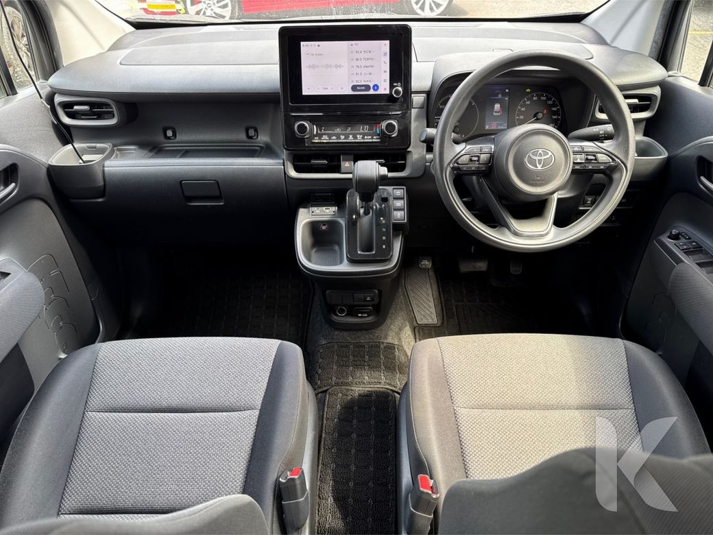 2023 Toyota Sienta