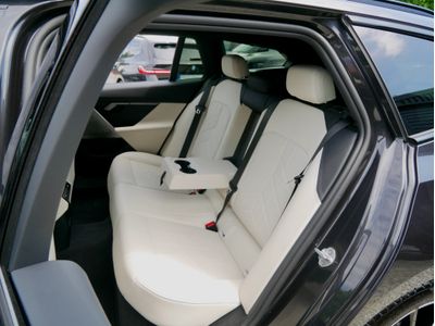 2025 BMW 5 Series