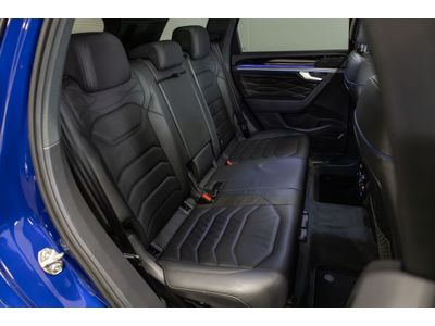 2021 Volkswagen Touareg