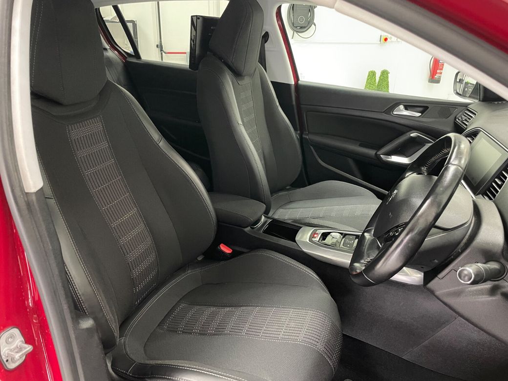 2018 Peugeot 308