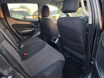 2020 Mitsubishi L200