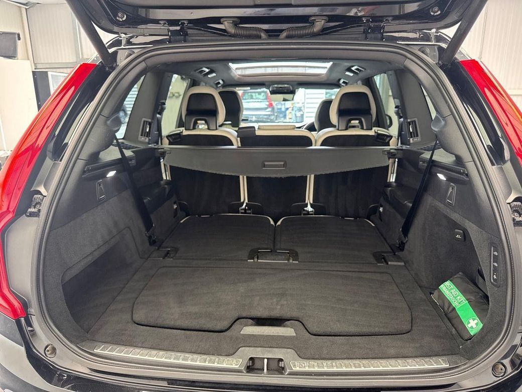 2022 Volvo XC90