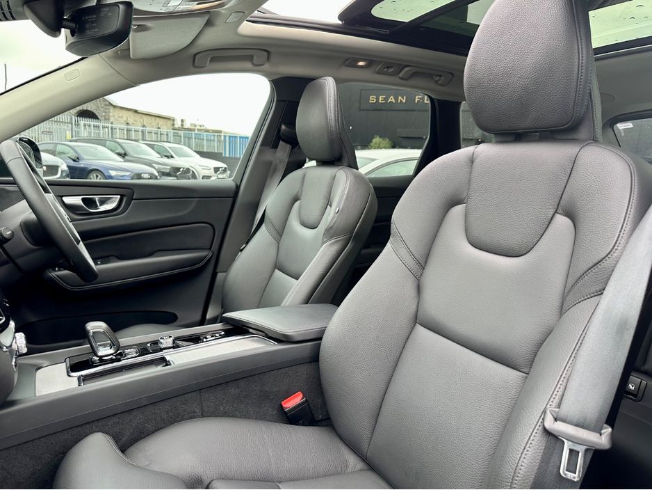 2025 Volvo XC60