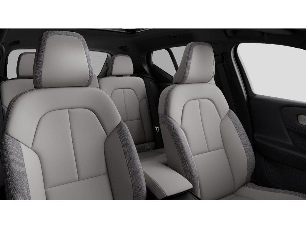 2027 Volvo EX40