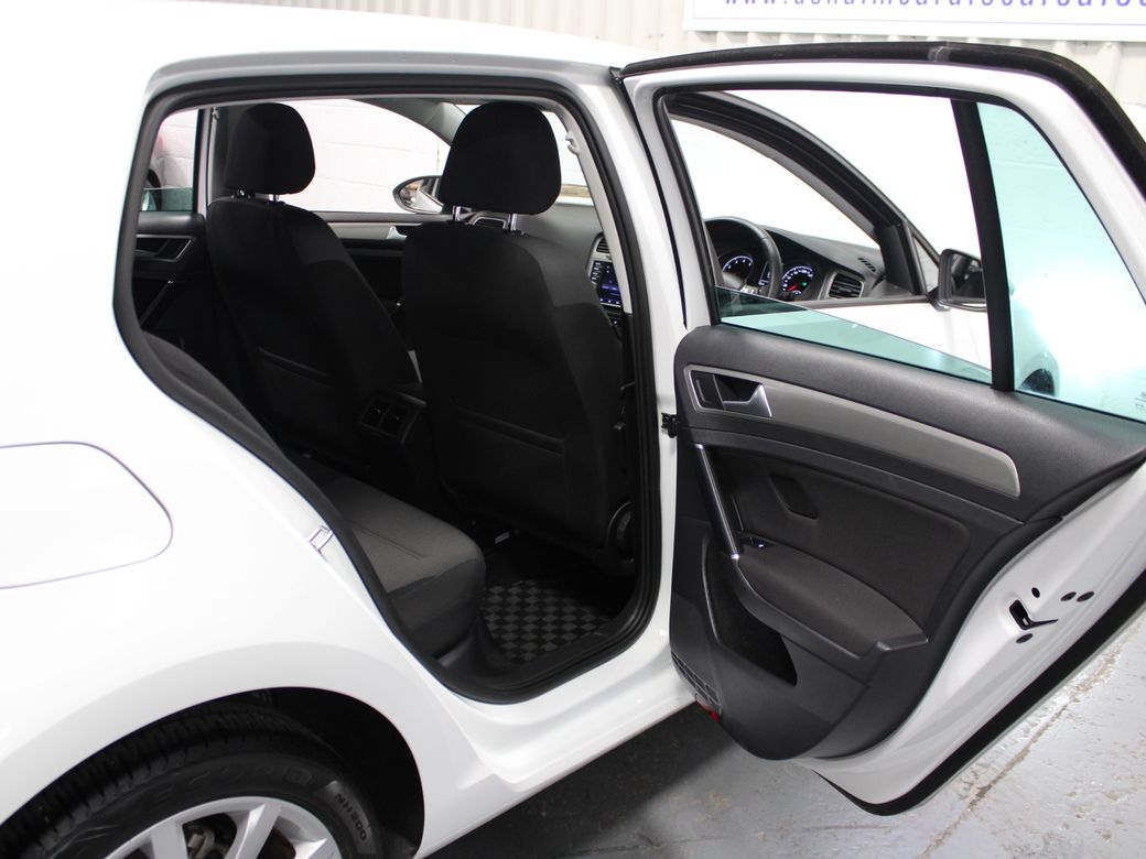 2017 Volkswagen Golf
