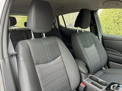 2025 Nissan Leaf