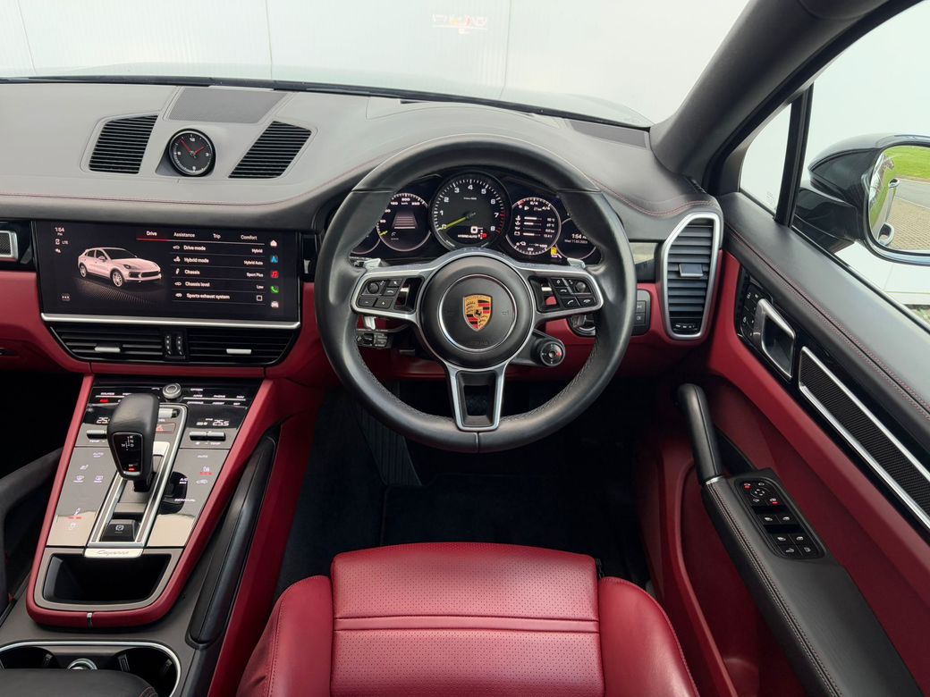 2023 Porsche Cayenne