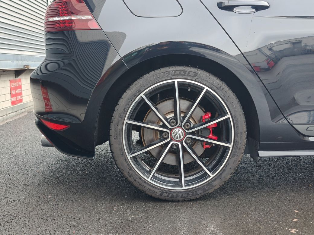 2016 Volkswagen Golf