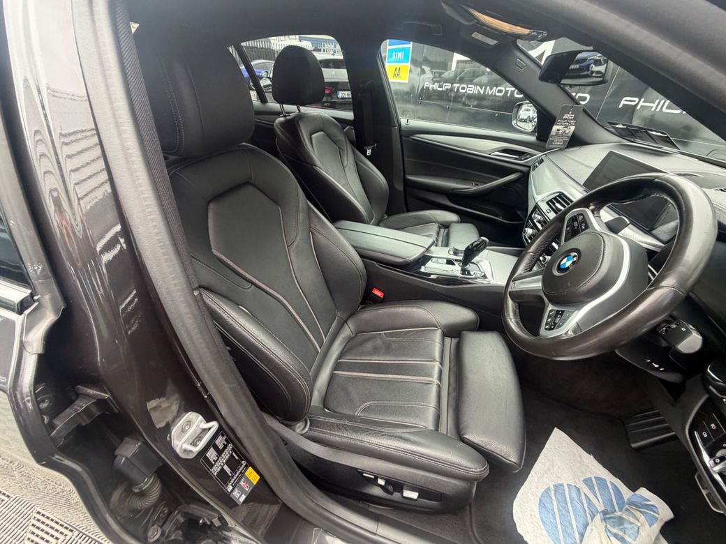 2019 BMW 530