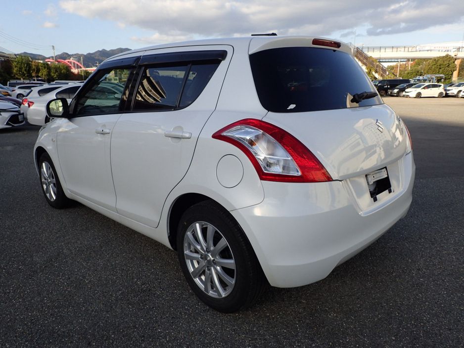 2015 Suzuki Swift