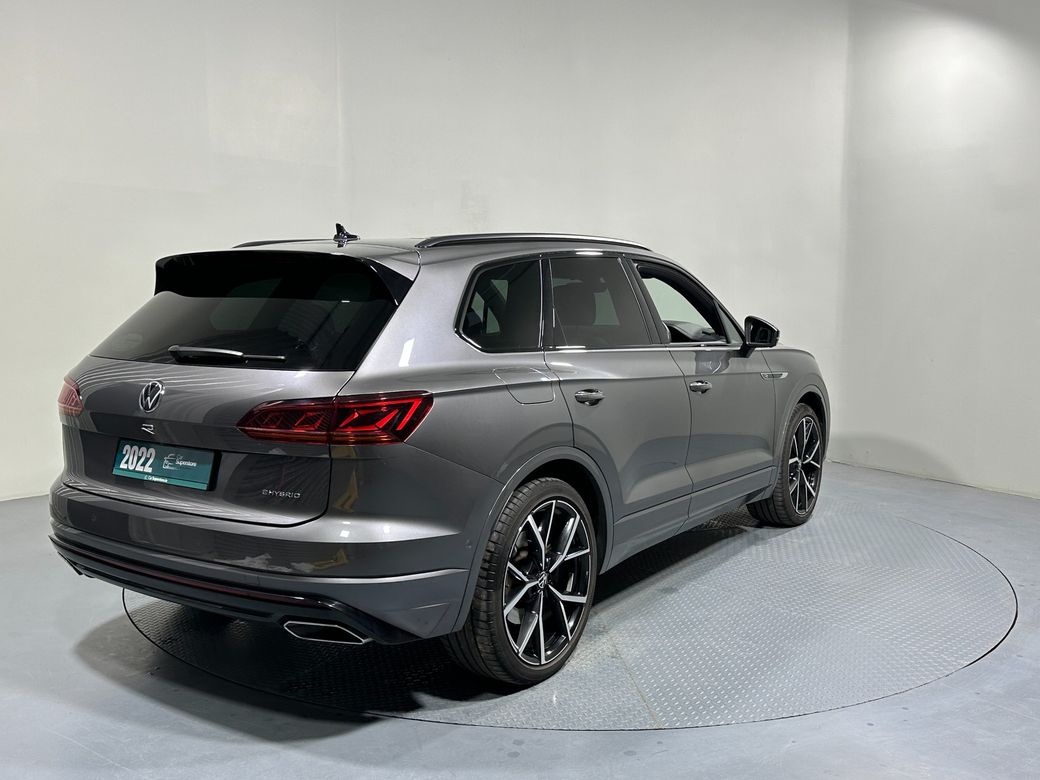 2022 Volkswagen Touareg